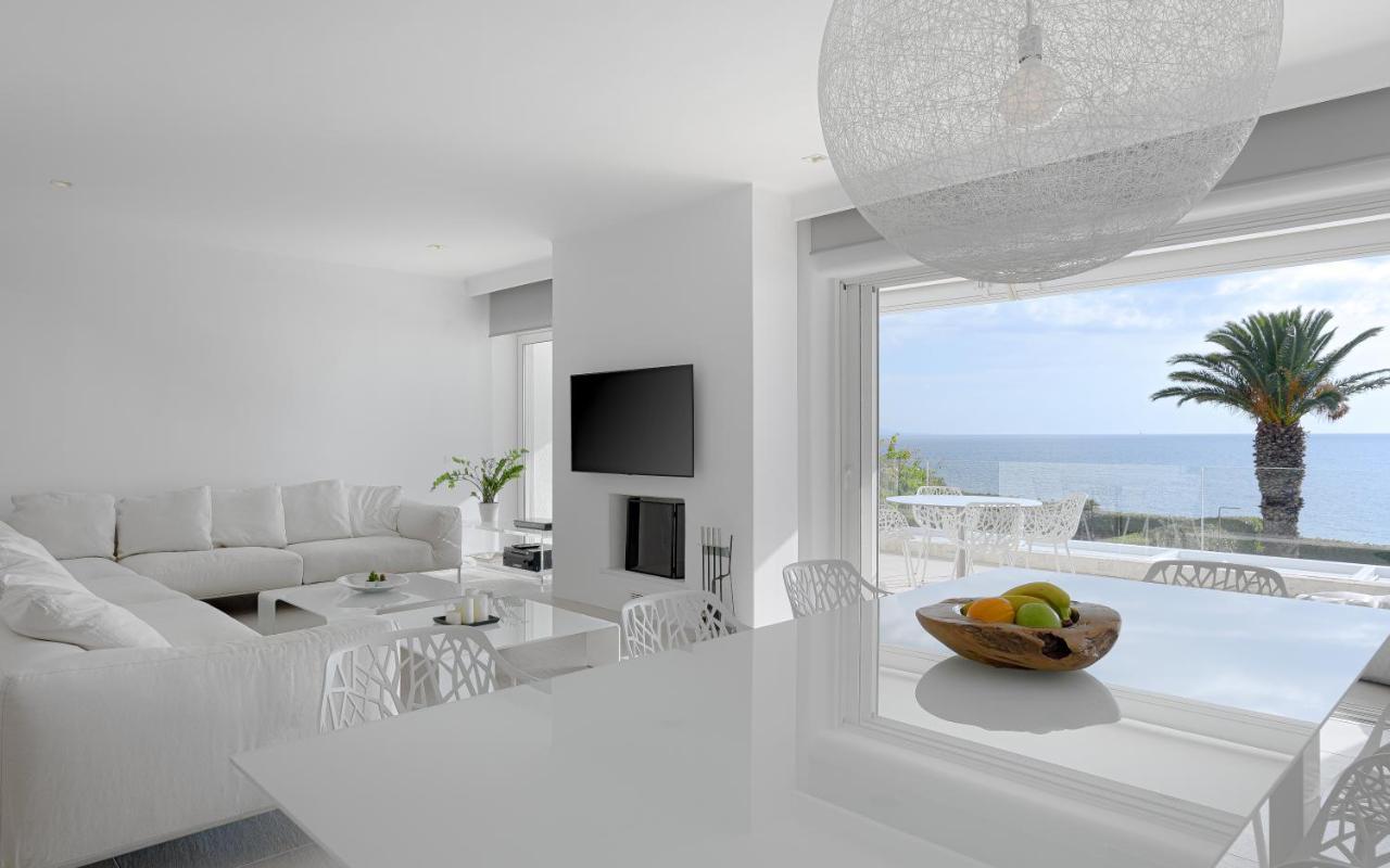 Luxurious Beachfront Villa Maira Agia Marina  Exterior foto