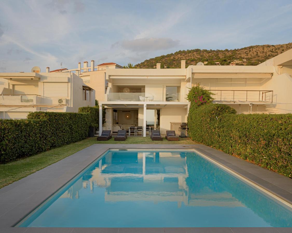 Luxurious Beachfront Villa Maira Agia Marina  Exterior foto